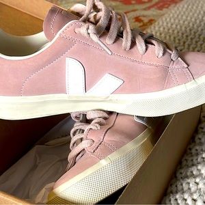 VEJA CAMPO NUBUCK SNEAKERS - Women’s size US 8 / EU 39